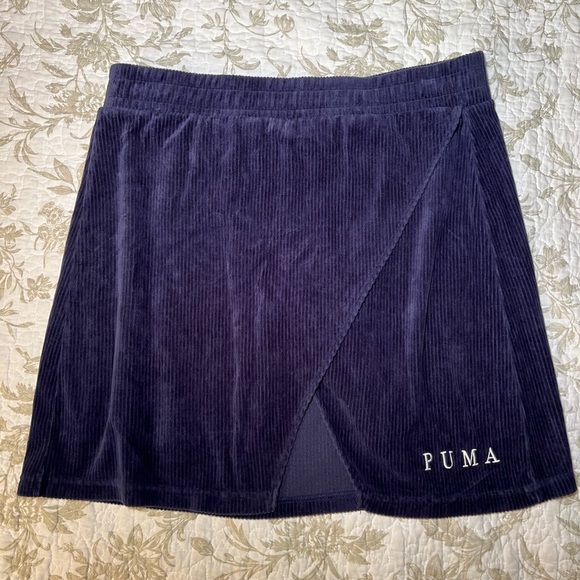 Puma Downtown Corduroy Mini Skirt Skort in Navy Blue, size large Athleisure - Picture 9 of 9